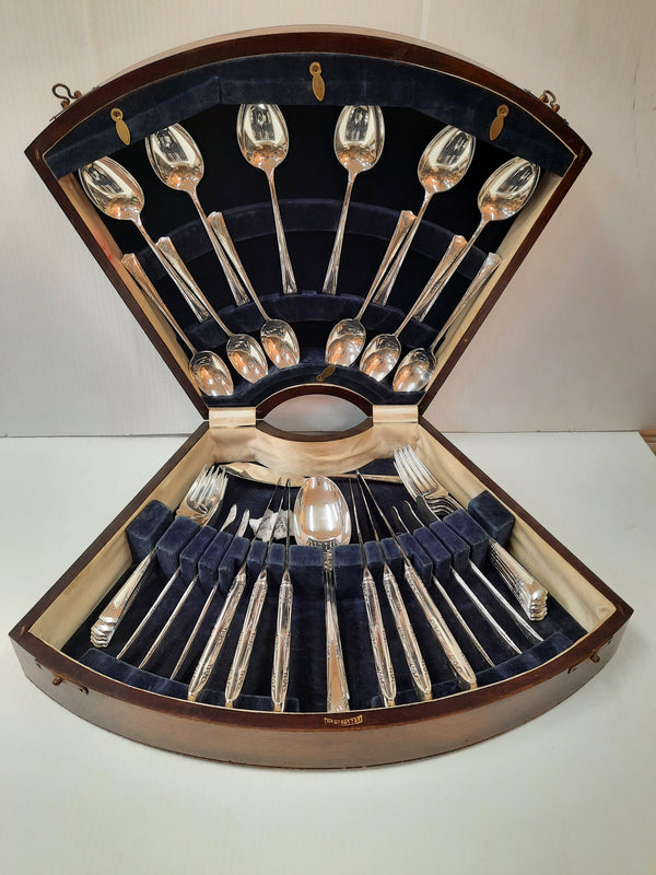 Vintage International Sterling 3 Piece Vanity Set