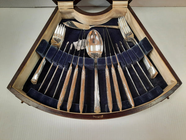 1938-1991 Set of 6 plus Serving Pieces Graham Sterling